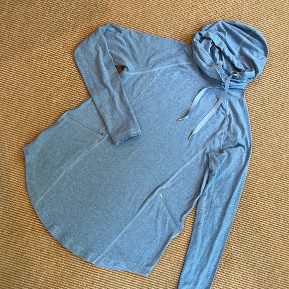Coolibar LumaLeo Pullover w/ Long-sleeves & Hood
